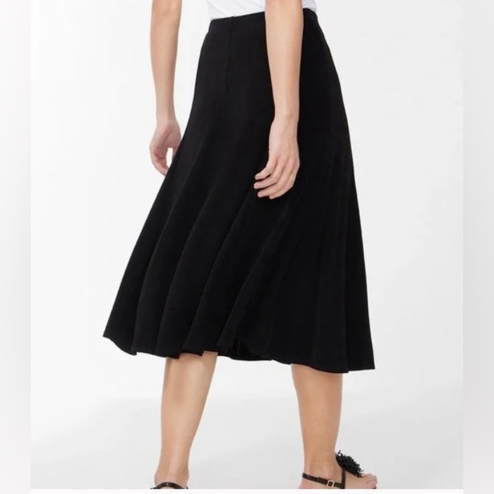 CHICO’S TRAVELLERS Sz 1 Slinky Packable No Wrinkle Trumpet Elastic Waist Skirt